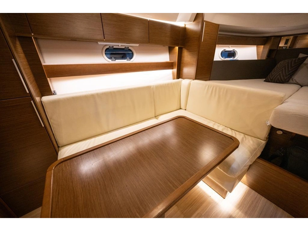 2018 Bavaria S33 Ht Volvo D3-220 alt