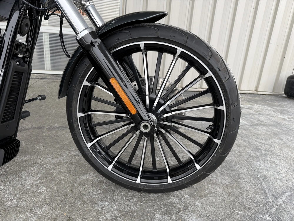 2026 Harley-davidson Breakout alt