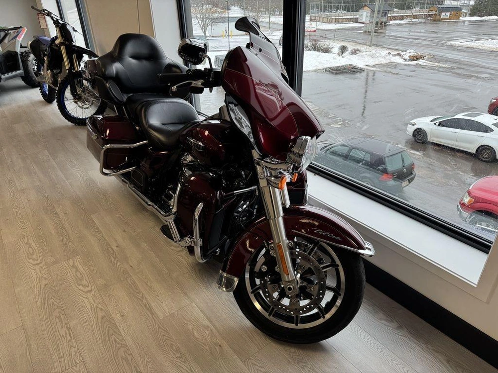 2017 Harley-davidson Flhtcu - Electra Glide® Ultra Classic® alt