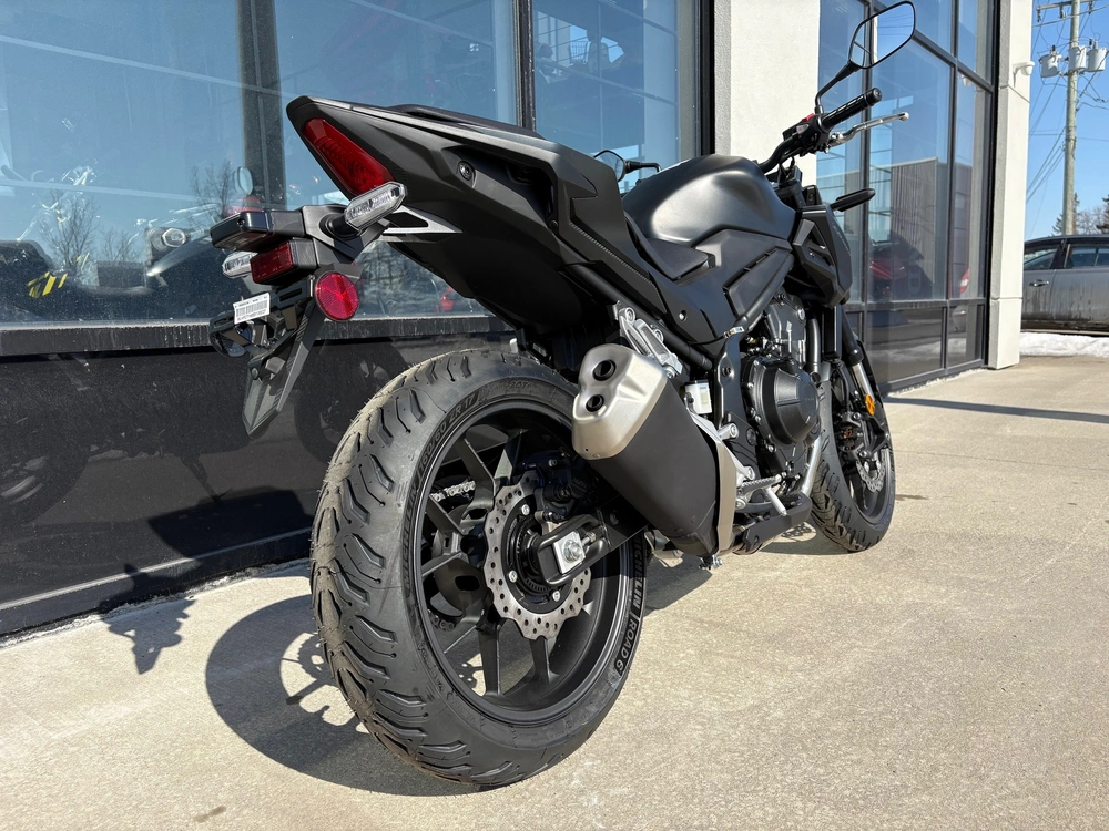 2025 Honda Cb500f alt