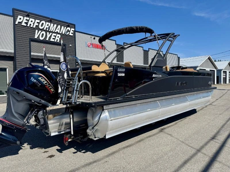 Avalon Catalina Versatile Rear Lounger 2527 2025 alt