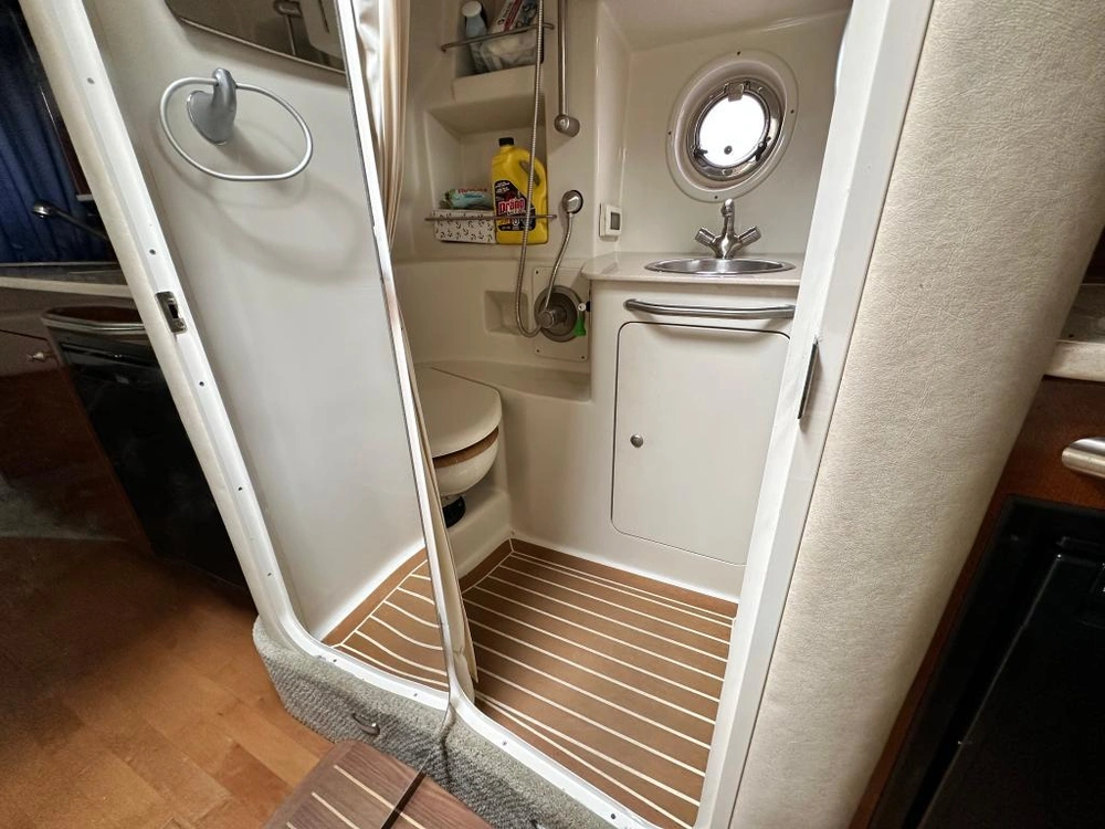 Sea Ray 330 Sundancer 2009 alt