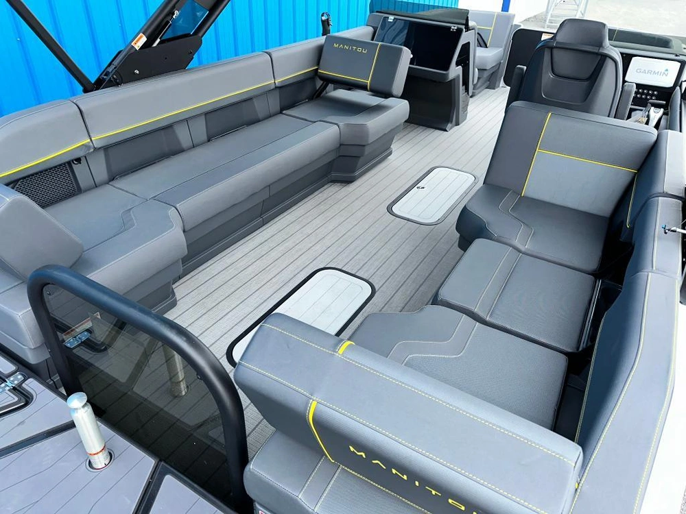 Manitou 22 Explore Switchback 2024 alt