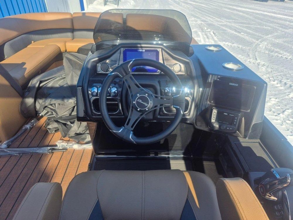 Bentley Elite 253 Swingback 2026 alt