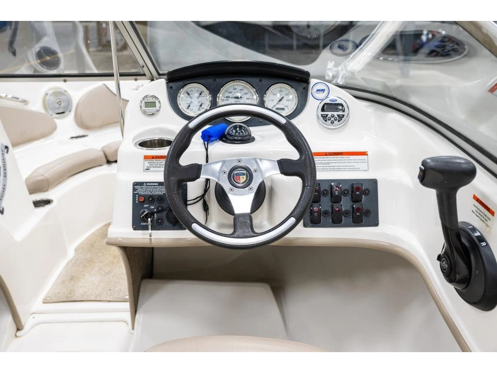 Mariah Boat Co R20 - 5.0l Mpi 2011 alt