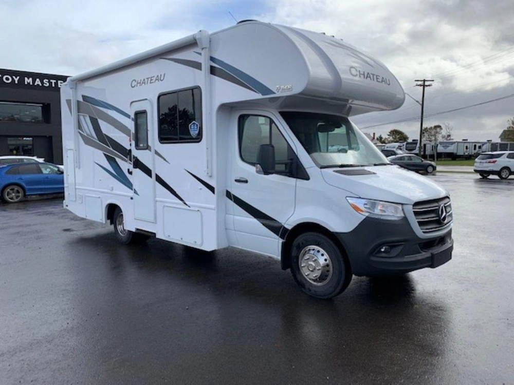 2024 Thor Motor Coach 24lw alt