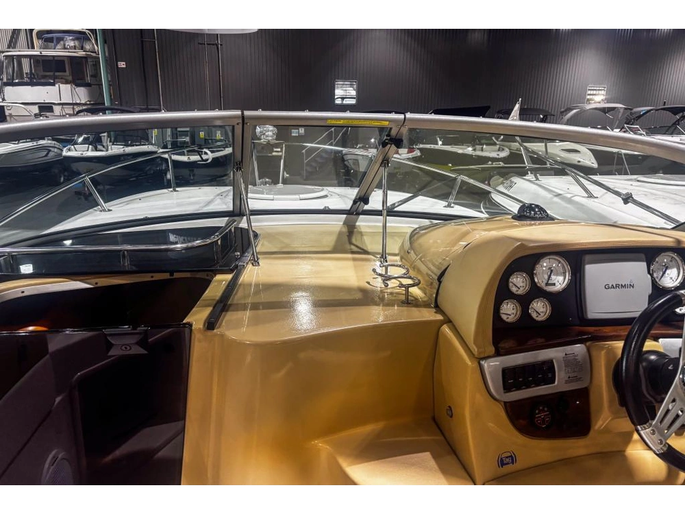 Four Winns 285 Vista 2011 alt