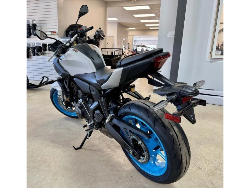 2026 Yamaha Mt-07 alt