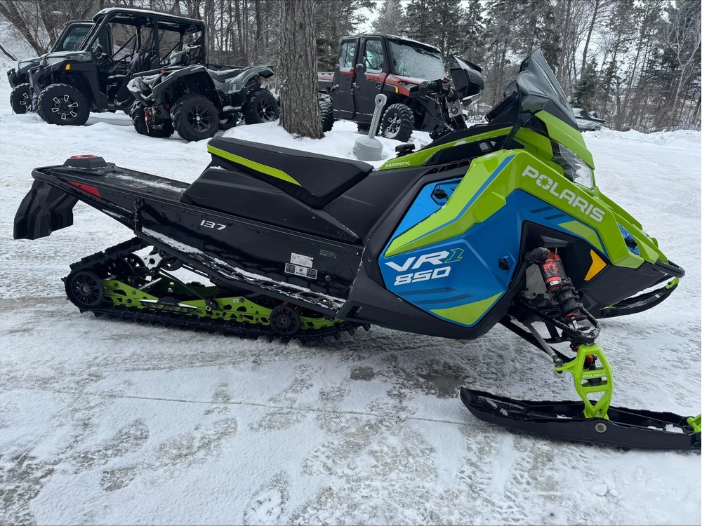 2026 Polaris 850 Indy Vr1 Dynamix 137 alt