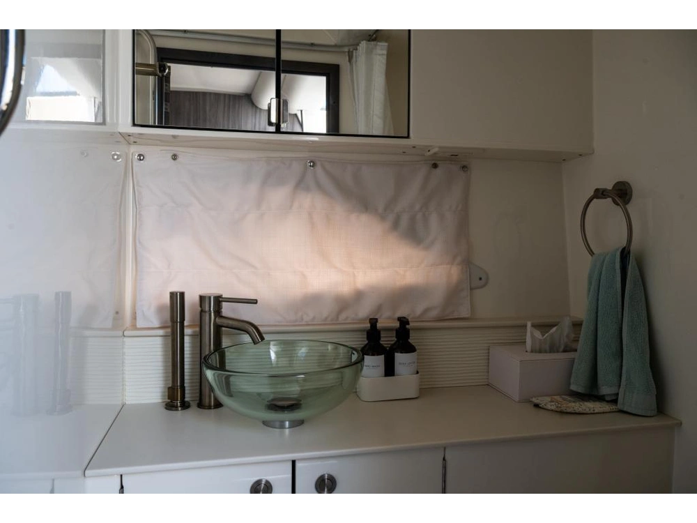 Sea Ray Sundancer 320 2022 alt