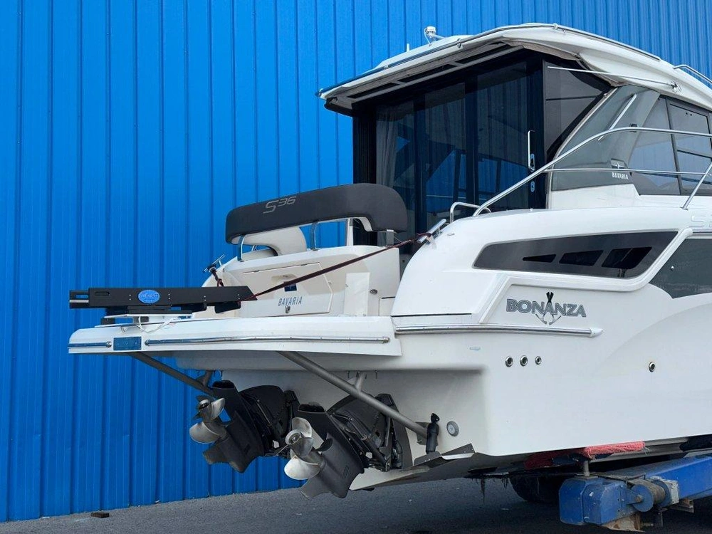 Bavaria S36 Coupe Volvo D3-220 2018 alt