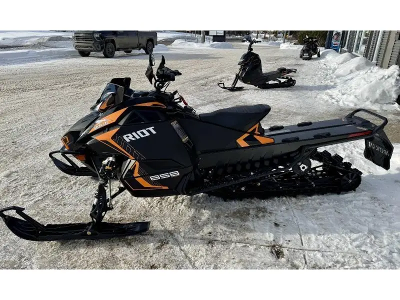 Arctic Cat Riot 858 Sno Pro ES 1.75 (Sport Gauge) 2026