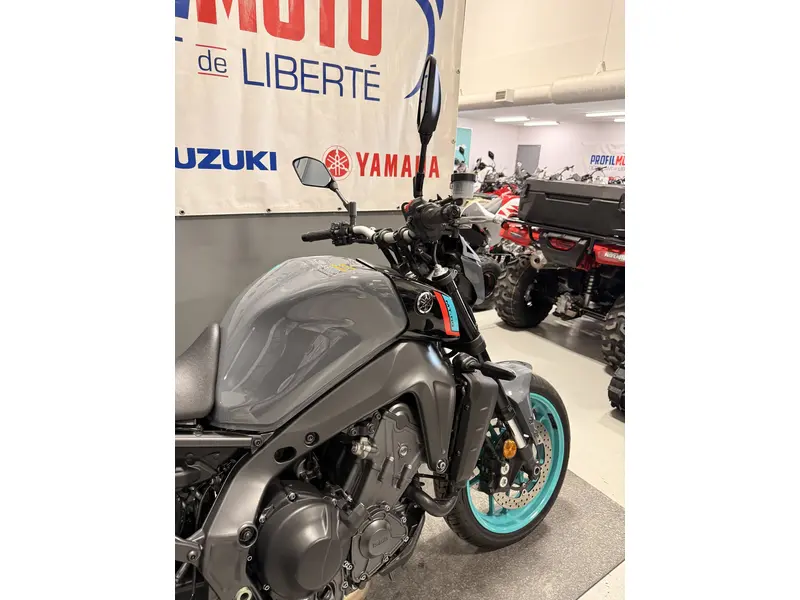Yamaha MT-09 MT9 2022