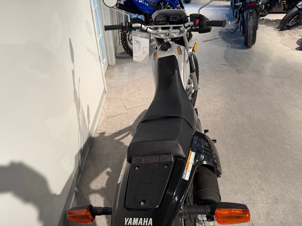 2026 Yamaha Tw 200 alt