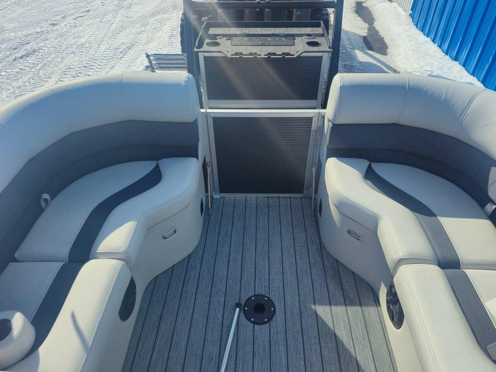 Armada Drakkar 23f 2026 alt