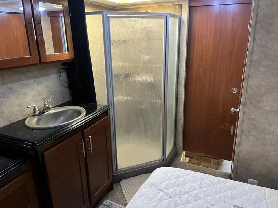 Keystone Rv Fuzion Fz302 2009 alt