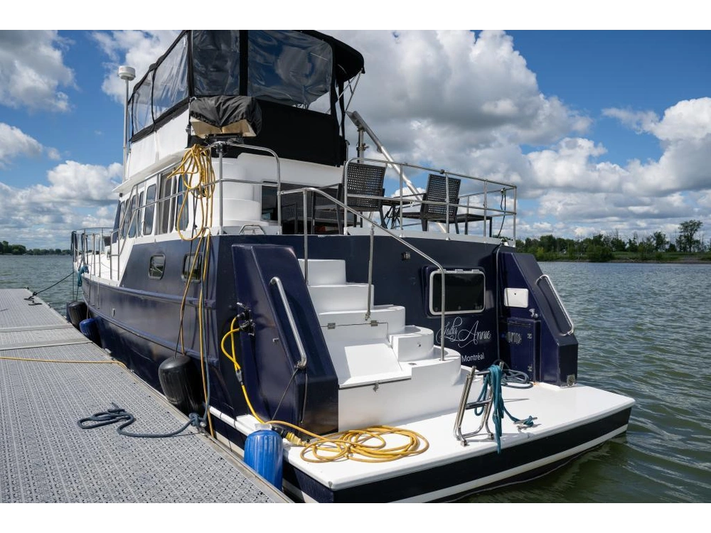 2002 Bruce Roberts Trawler 45 alt