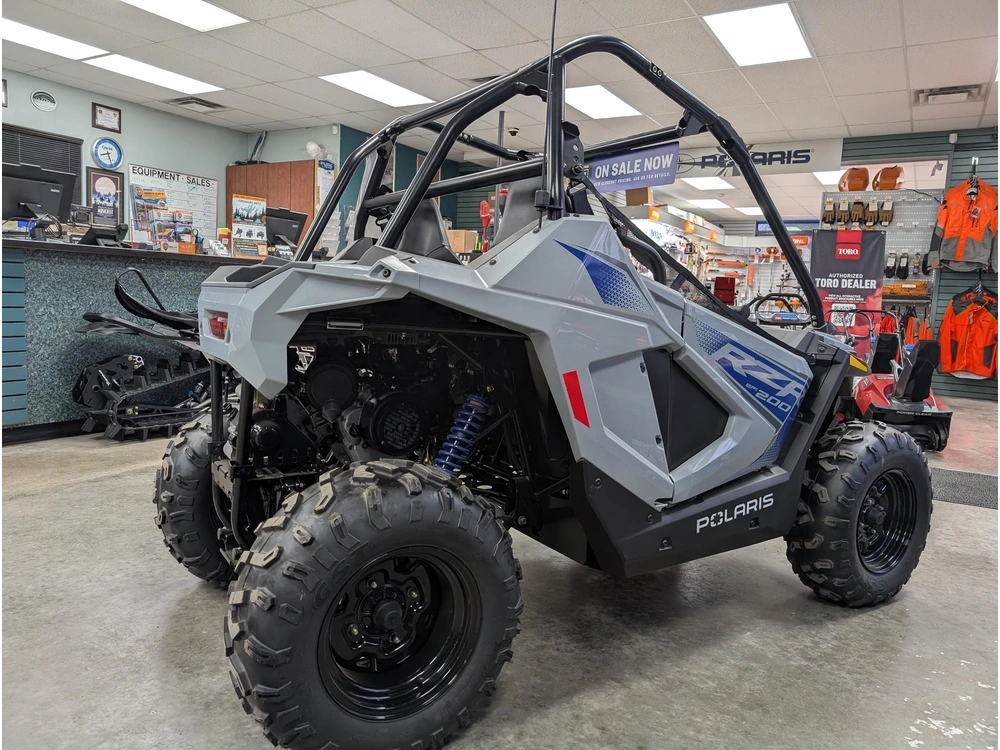 2025 Polaris Rzr 200 Efi alt