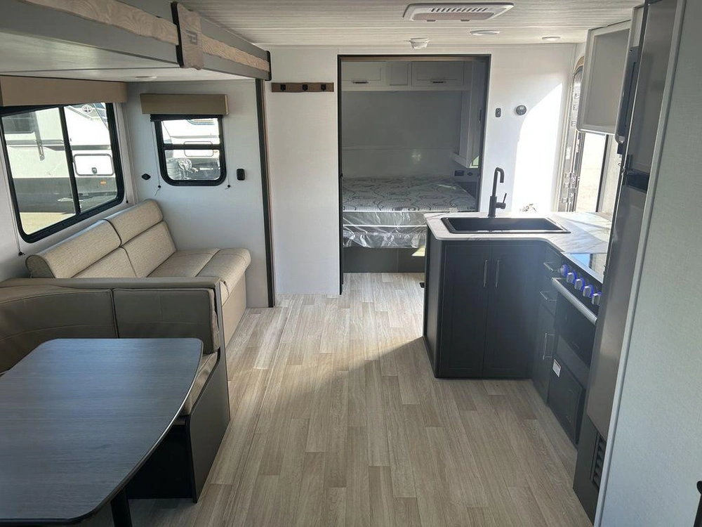 2025 Keystone Rv Bullet Classic Travel Trailers 2840qb alt