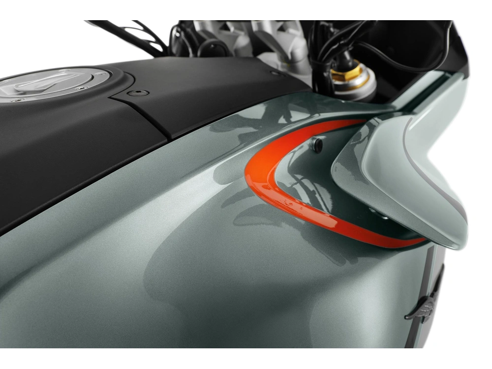 Moto Guzzi V100 Mandello S Pff Verde Ghiaccio 2026 alt