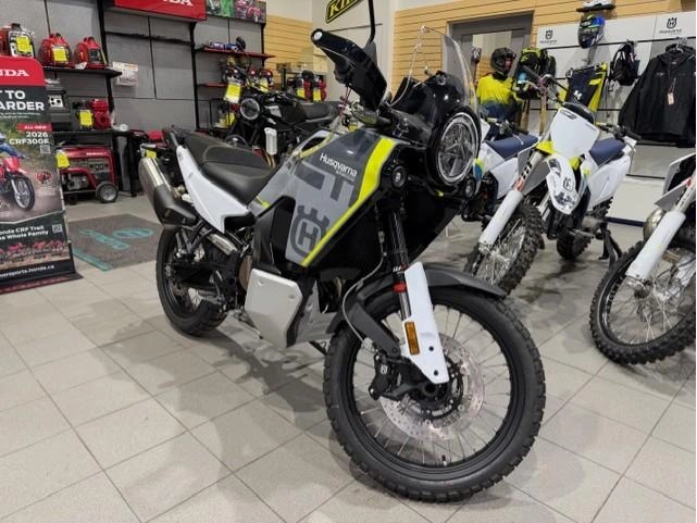 2025 Husqvarna Norden 901 alt
