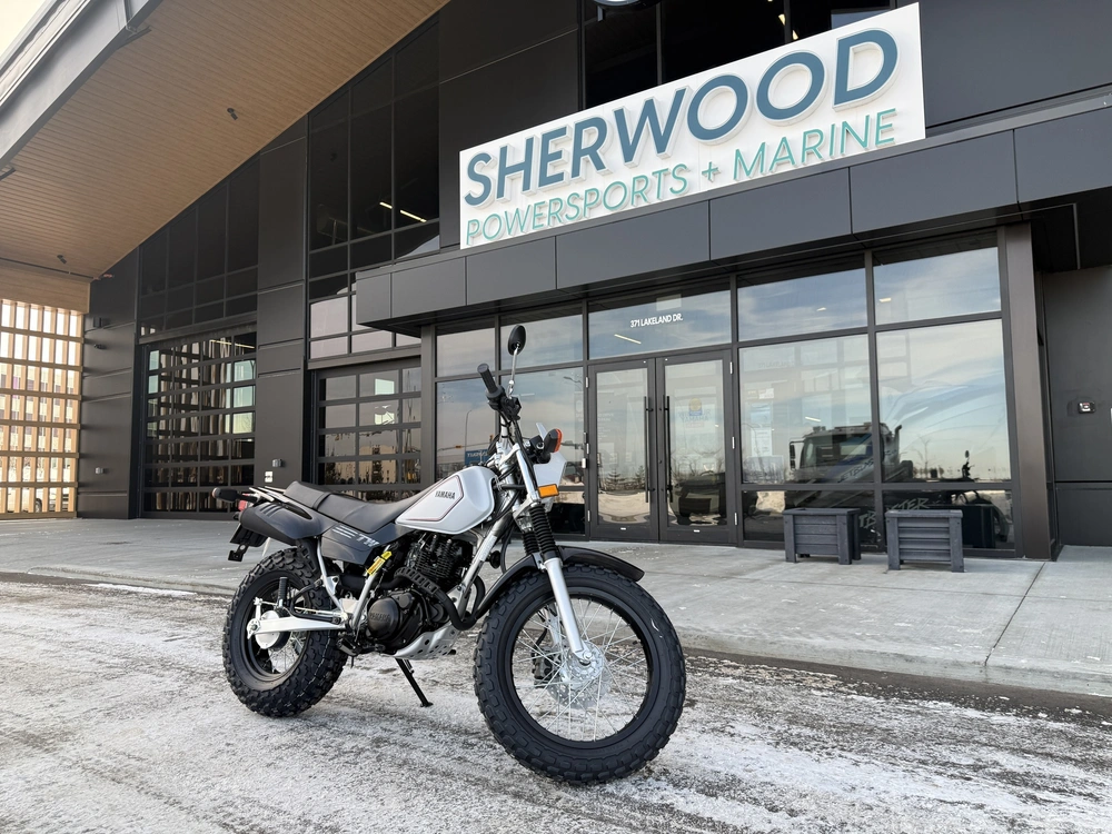 2026 Yamaha Tw200 alt