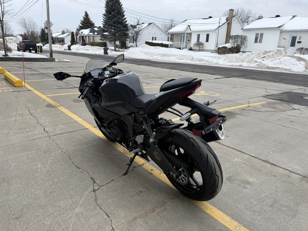 2026 Kawasaki Ninja Zx-6r alt