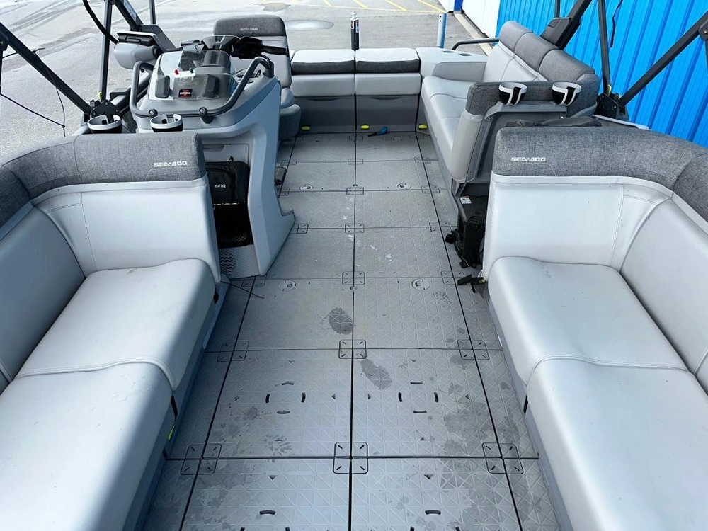 Bombardier Switch 18 2022 alt