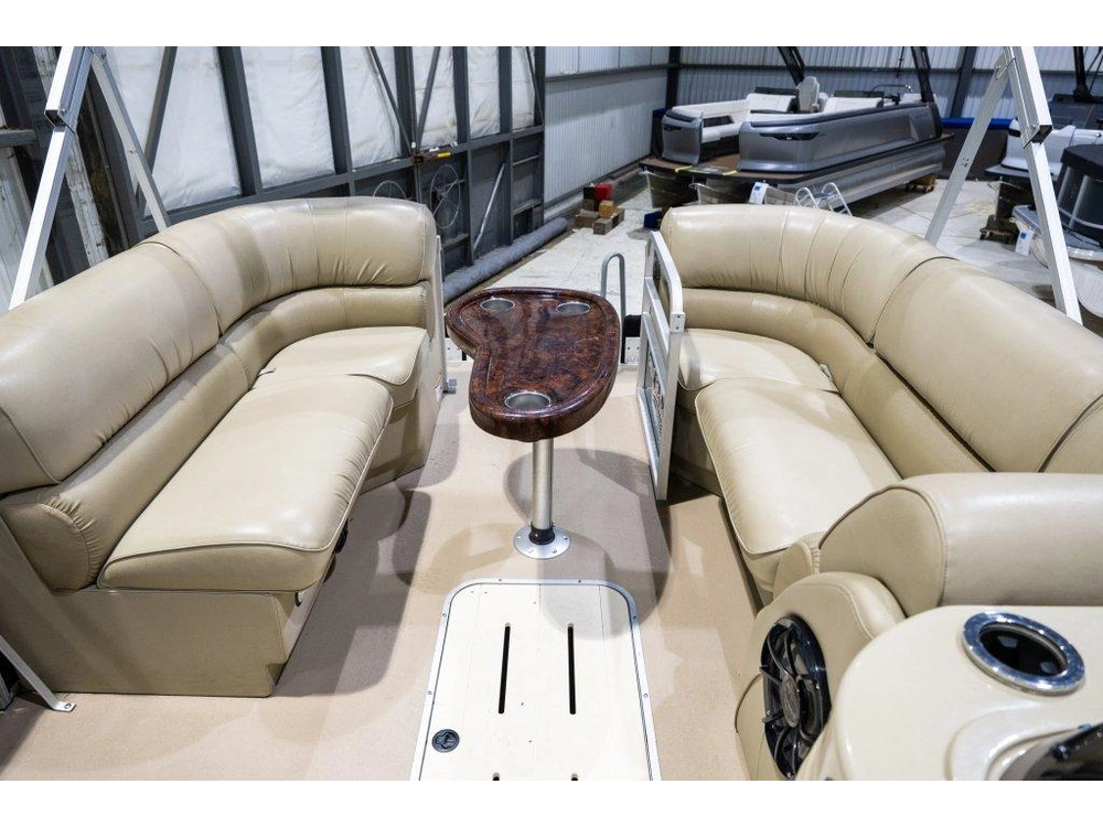 Suncatcher Elite 324ss 2014 alt