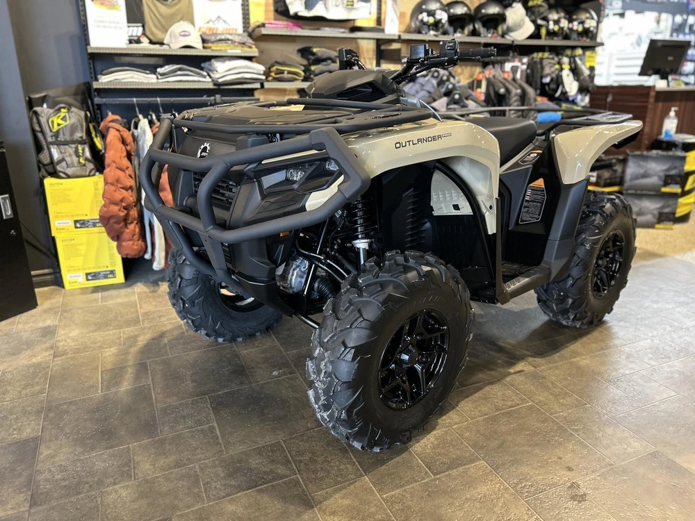 Can-am Outlander Pro Xu Hd7 2026 alt
