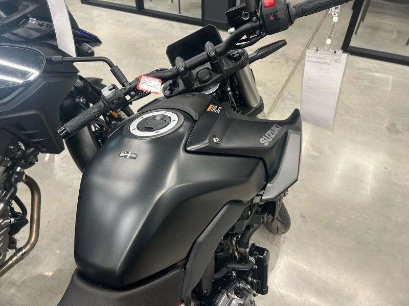 Suzuki Gsx-8s 2025 alt