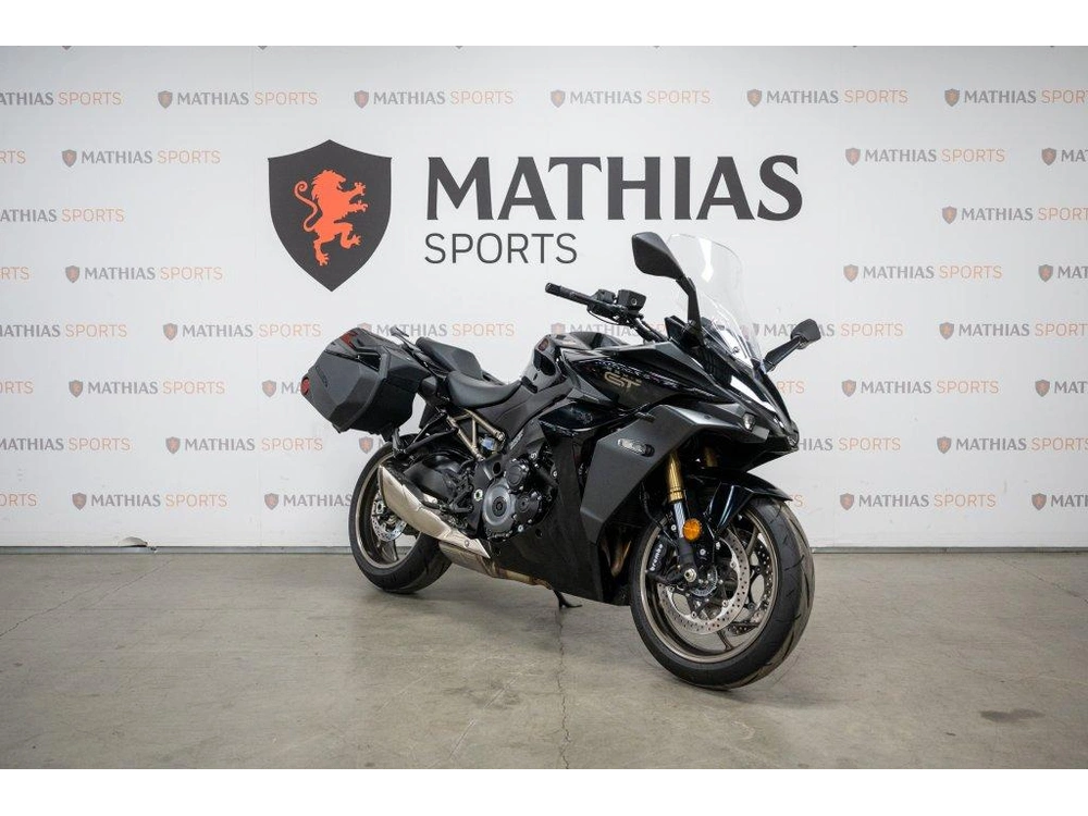 2024 Suzuki Gsxs 1000 Gt alt
