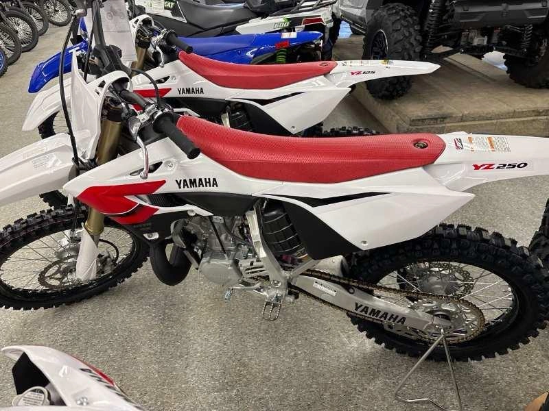 2026 Yamaha Yz250 alt
