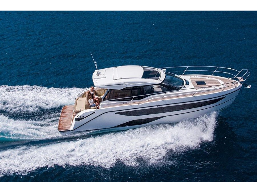 Bavaria Sr38 2026 alt