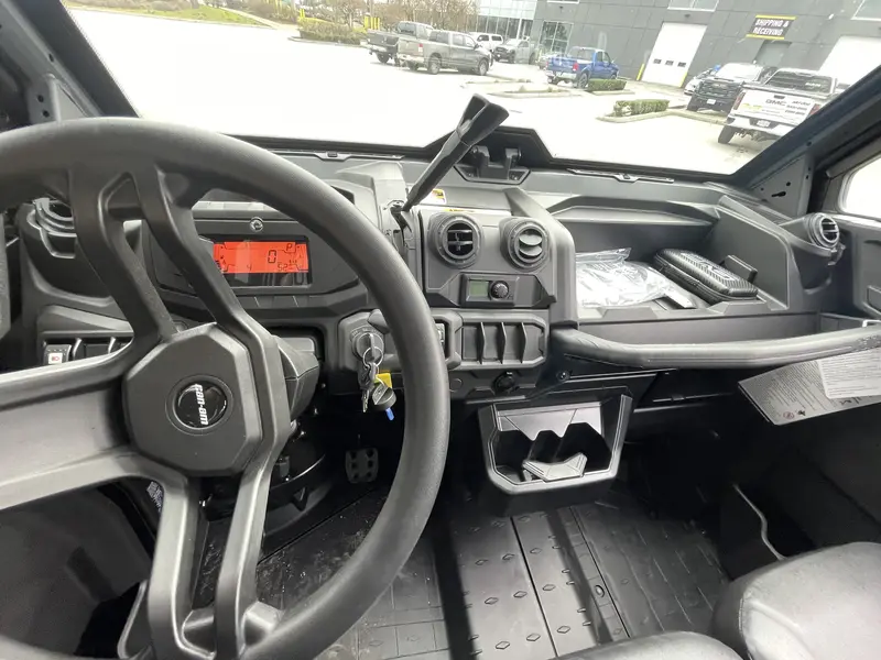 2026 Can-Am DEFENDER MAX DPS CAB HVAC HD10 thumbnail 12