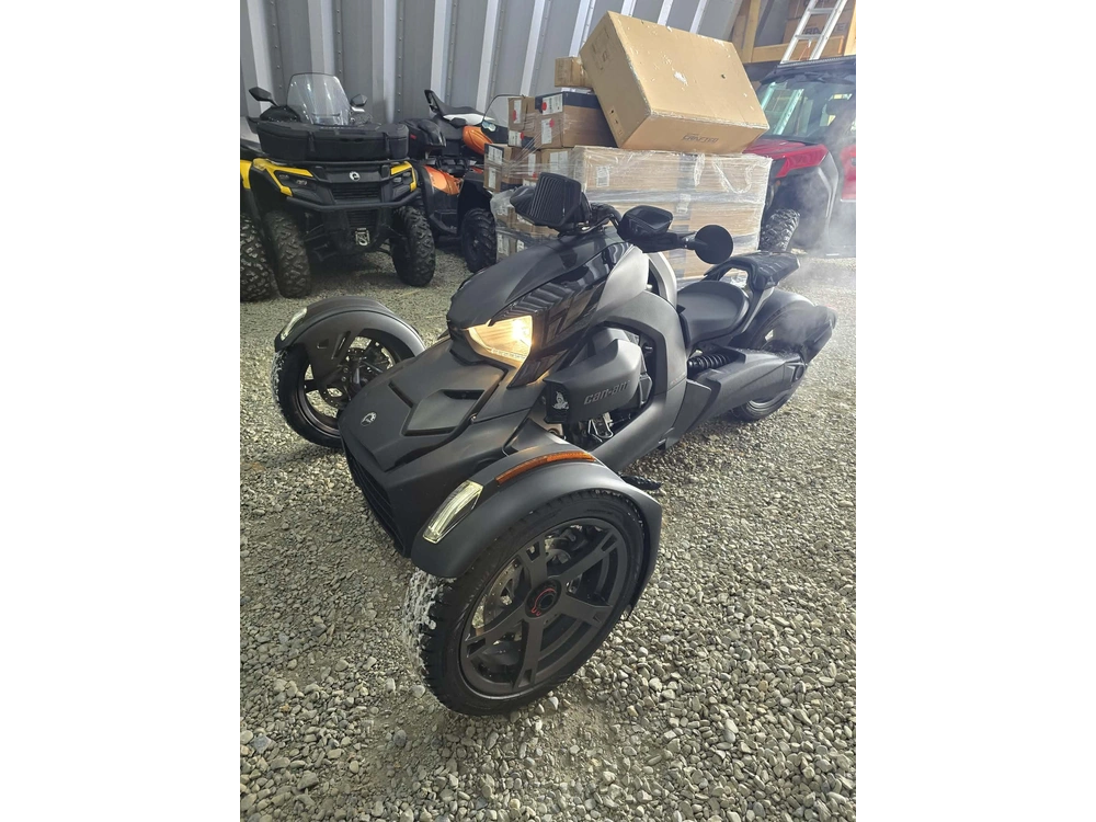 Can-am Ryker 900 2022 alt