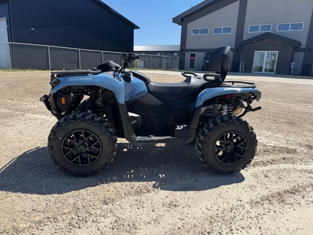 2026 Can-am Outlander Max Xt 700 alt
