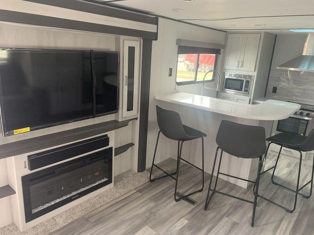 2022 Keystone Rv Sprinter Limited 320mls alt