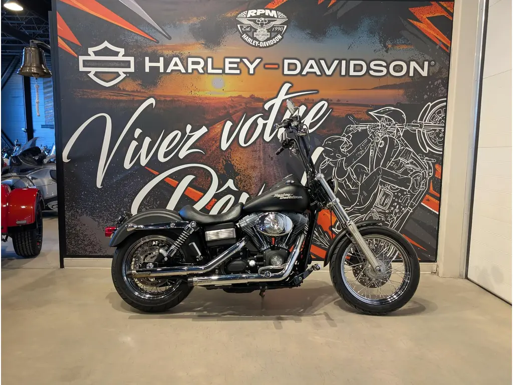 Harley-Davidson FXDB Street Bob 2006