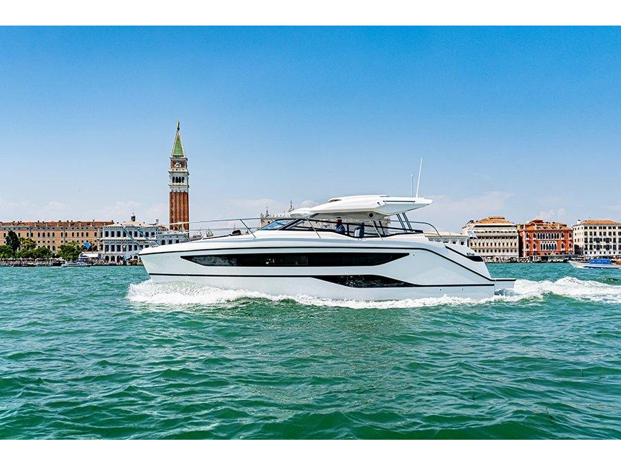 Bavaria Sr38 2026 alt