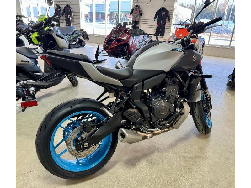 2026 Yamaha Mt-07 alt