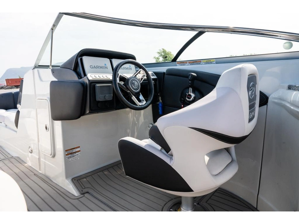 Crownline E285sx - 300xl Verado 2023 alt