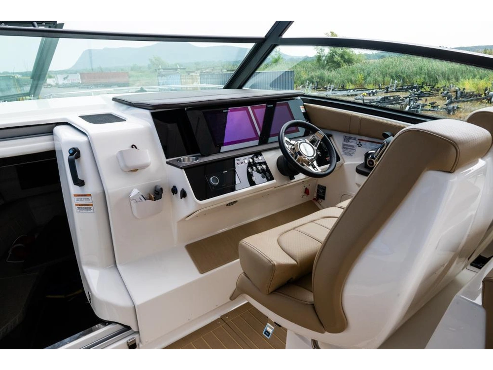 Sea Ray Sundancer 320 2022 alt
