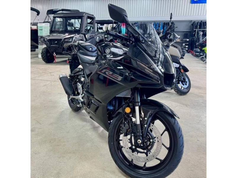 Yamaha Yzf-r3 2026 alt