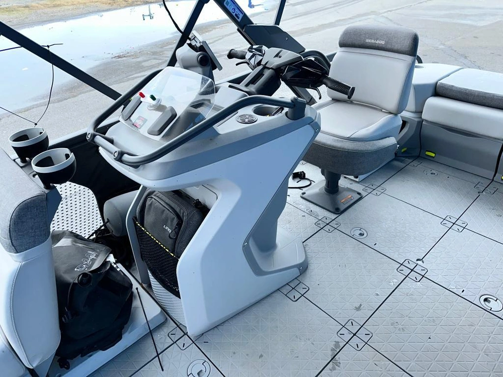 Bombardier Switch 18 2022 alt