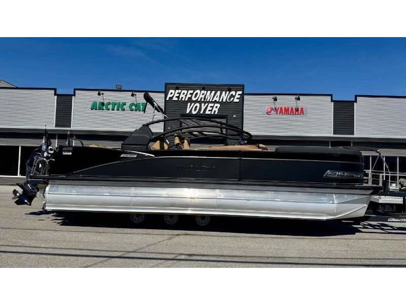 Avalon Catalina Versatile Rear Lounger 2527 2025 alt