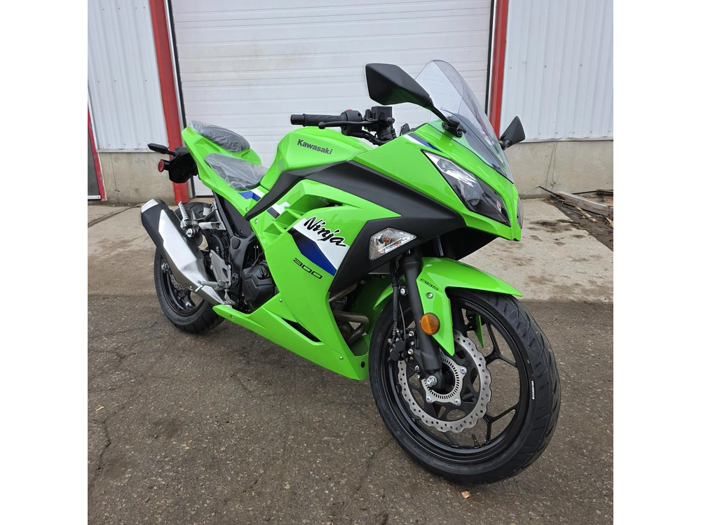 2026 Kawasaki Ninja 300 alt
