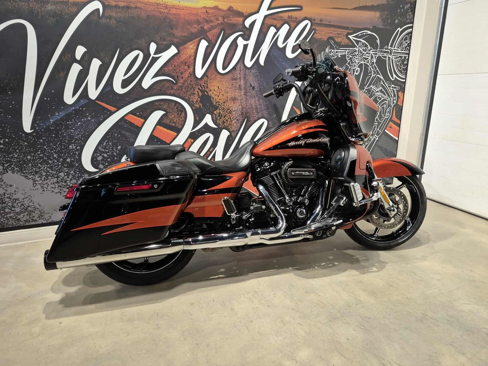Harley-davidson Cvo Street Glide Flhxse 2017 alt