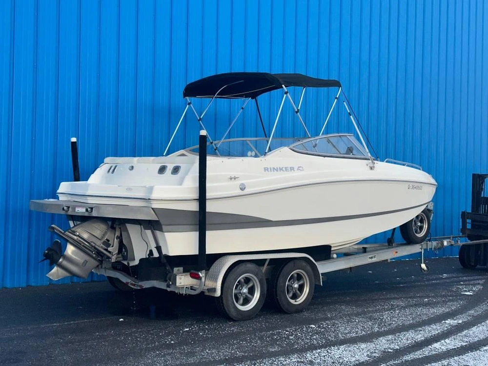 Rinker Boat Co 220 Mtx Cuddy 2011 alt