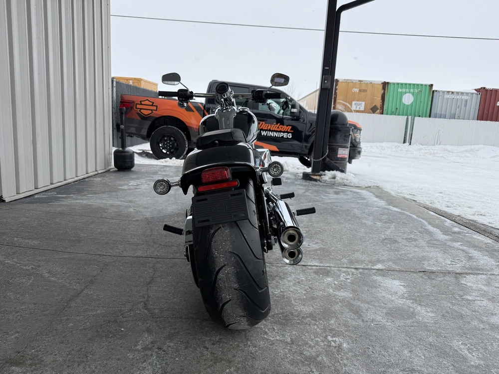 2026 Harley-davidson Breakout alt